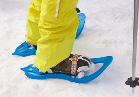 snow-rackets-and-boots-equipment-snow-winter-sports snow-rackets-and-boots-equipment-snow-winter-sports